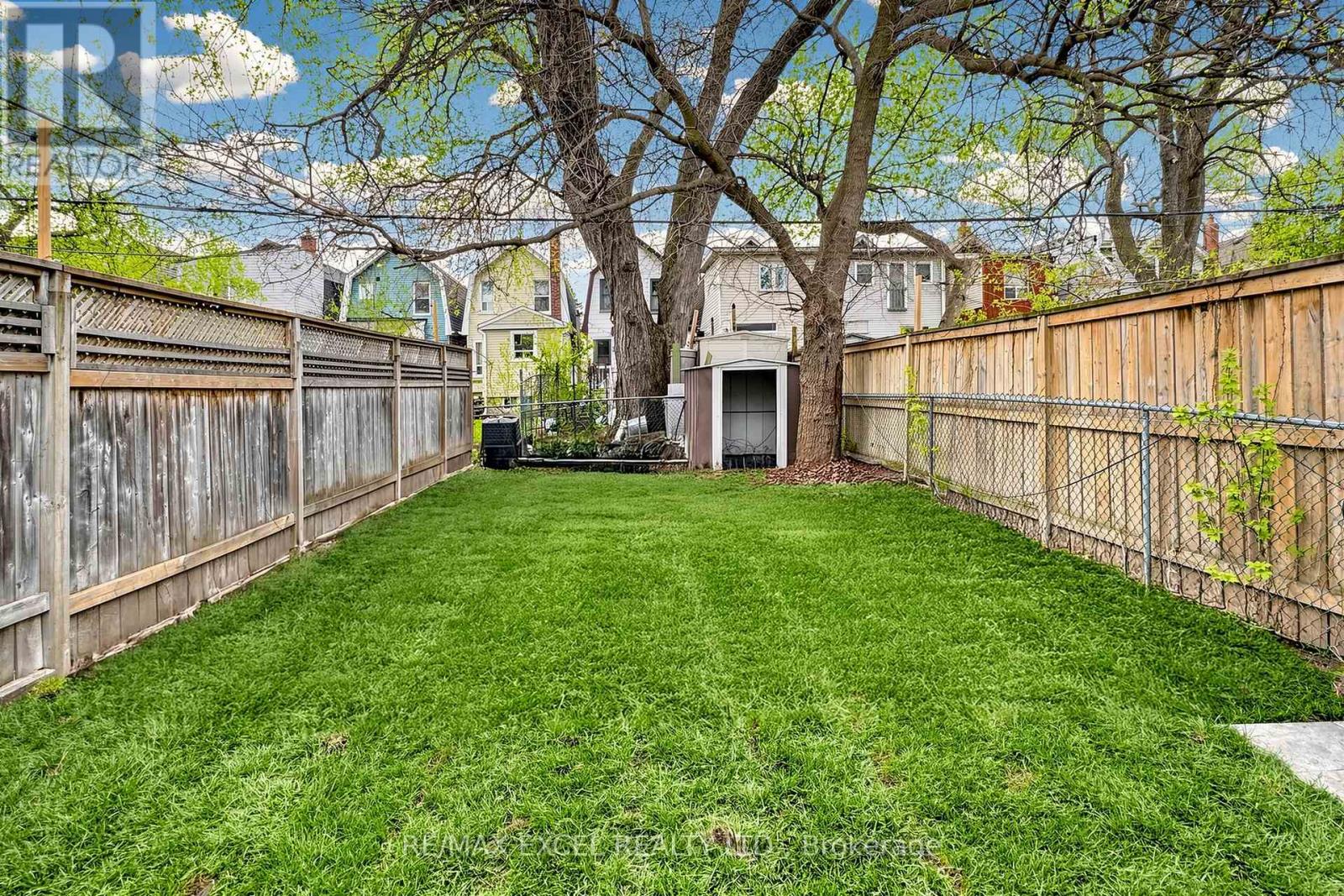 227 Donlands Avenue, Toronto, Ontario  M4J 3P9 - Photo 43 - E13129704