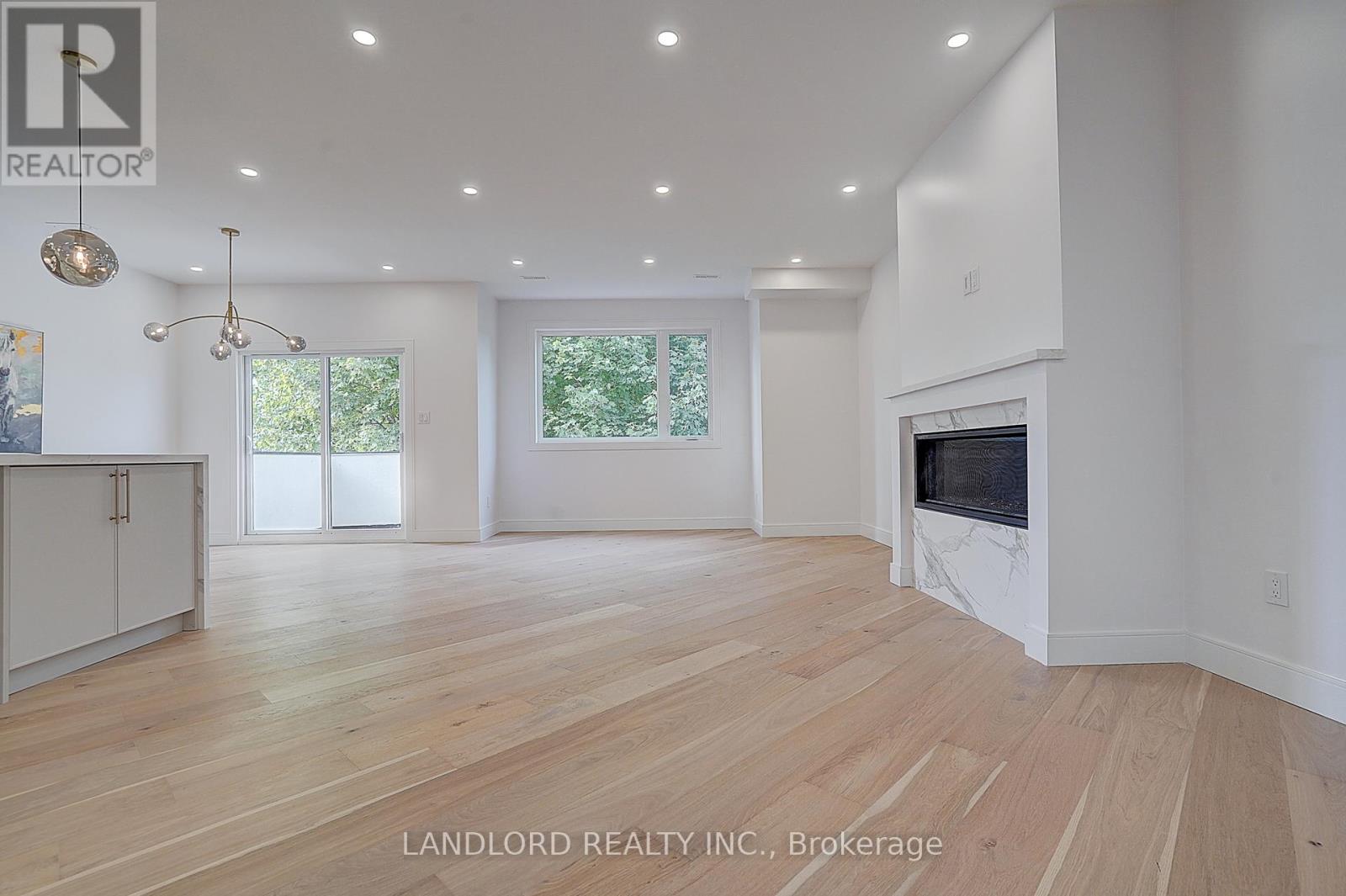 Unit 3 - 1344 Pape Avenue, Toronto, Ontario  M4K 3X2 - Photo 11 - E13129742