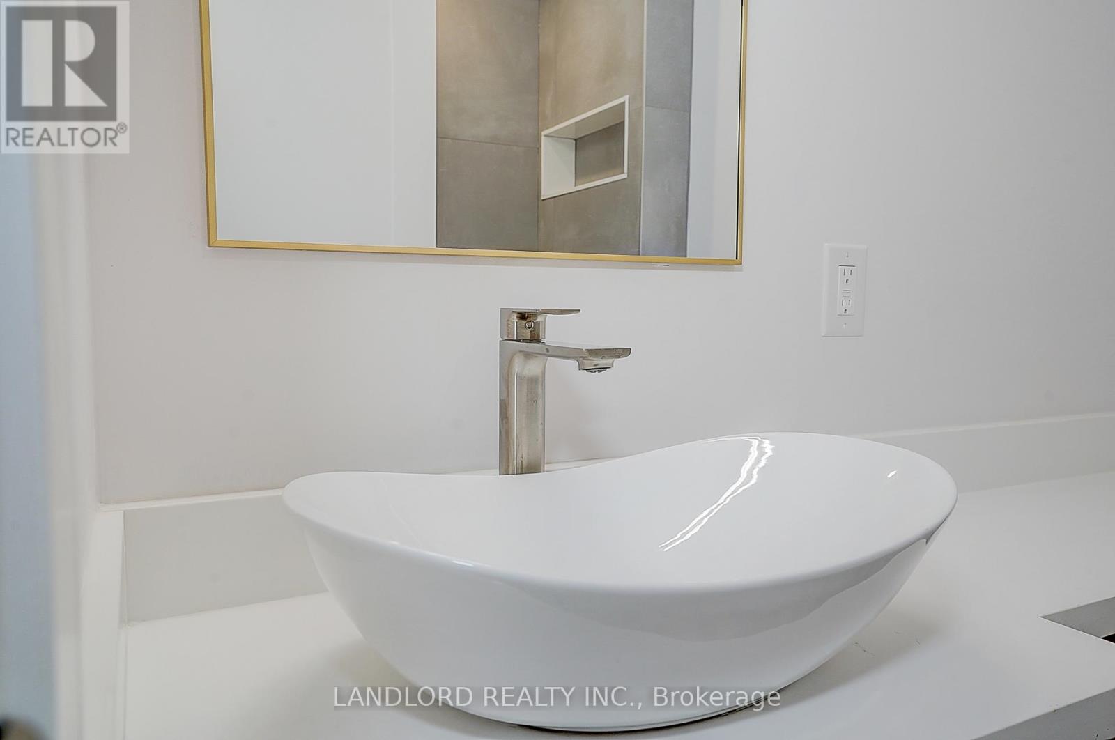 Unit 3 - 1344 Pape Avenue, Toronto, Ontario  M4K 3X2 - Photo 30 - E13129742