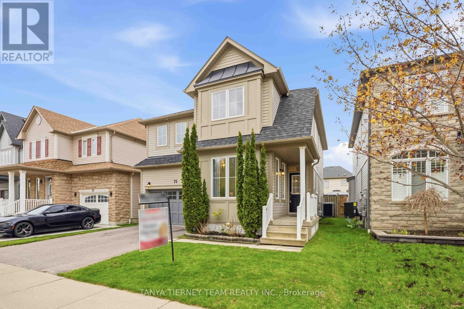 75 Robert Attersley Drive E, Whitby, Ontario  L1R 0B7 - Photo 2 - E13129802