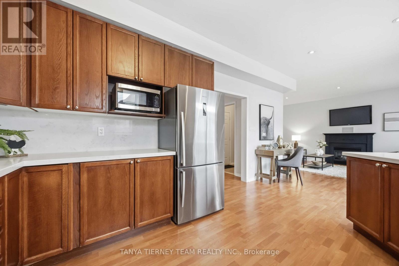 75 Robert Attersley Drive E, Whitby, Ontario  L1R 0B7 - Photo 21 - E13129802