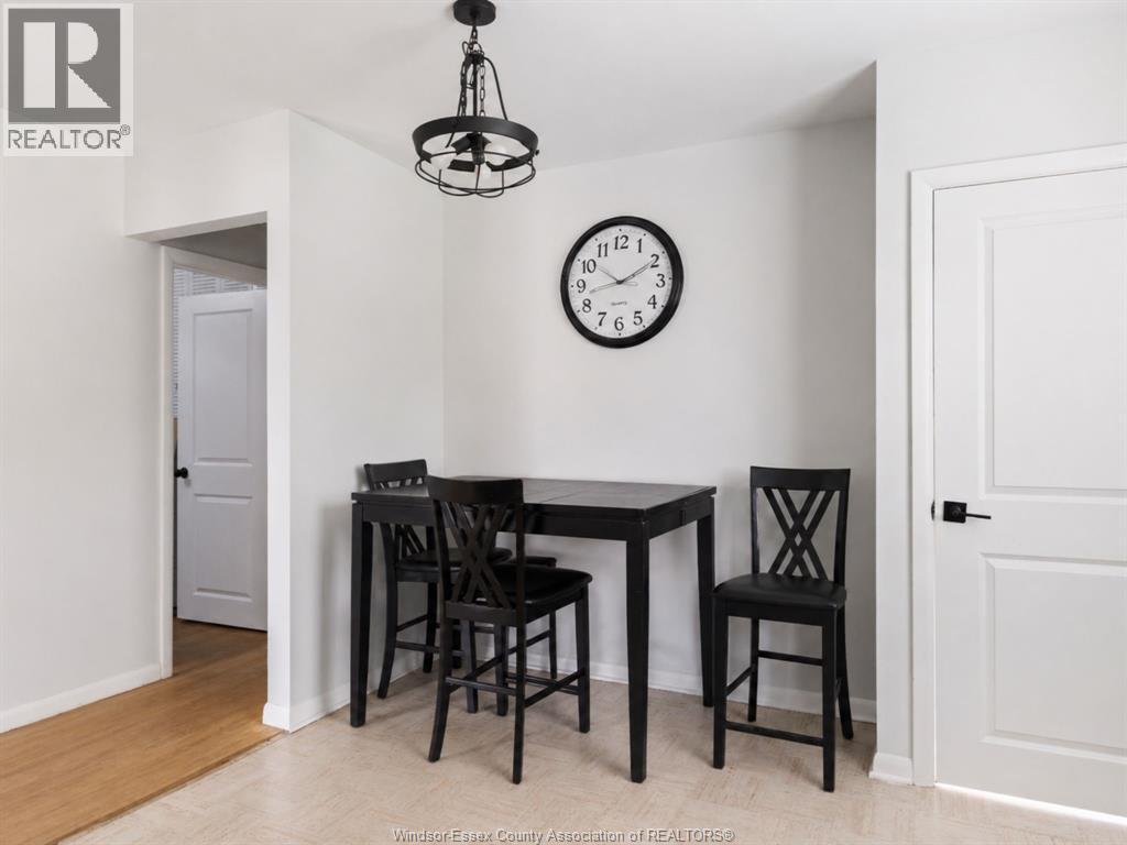1745 Sun Valley Drive, Windsor, Ontario  N9C 3R1 - Photo 10 - 26011163