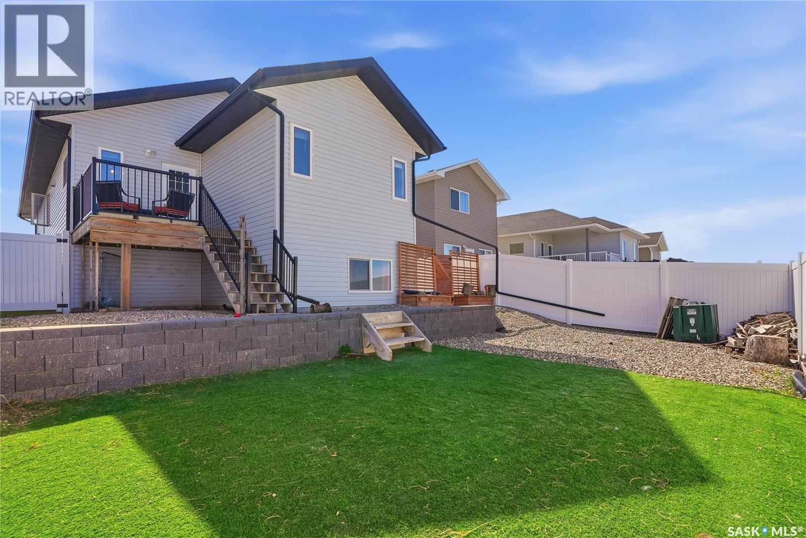 1407 Hughes Drive, Saskatoon, Saskatchewan  S7L 7N2 - Photo 37 - SK035908