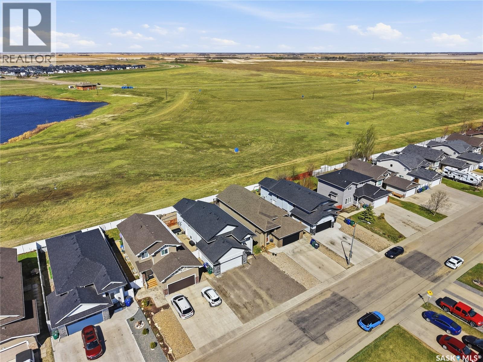 1407 Hughes Drive, Saskatoon, Saskatchewan  S7L 7N2 - Photo 56 - SK035908