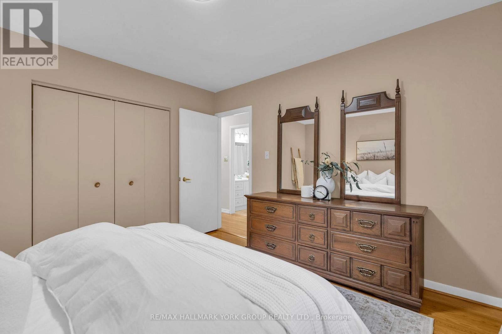 44 Kemano Road, Aurora, Ontario  L4G 2Y3 - Photo 17 - N13129552