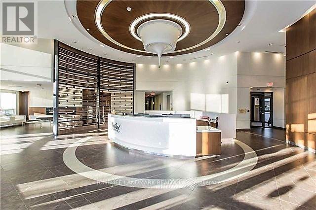 Rg5 - 1 Uptown Drive, Markham, Ontario  L3R 5C1 - Photo 2 - N13129584