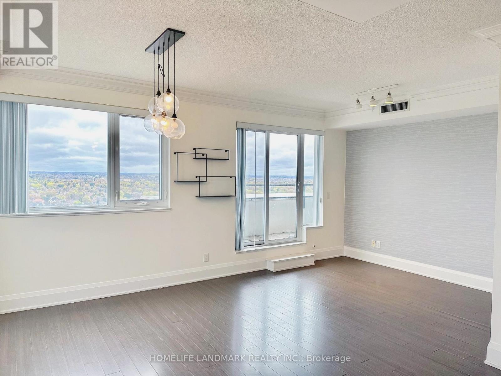 Rg5 - 1 Uptown Drive, Markham, Ontario  L3R 5C1 - Photo 3 - N13129584
