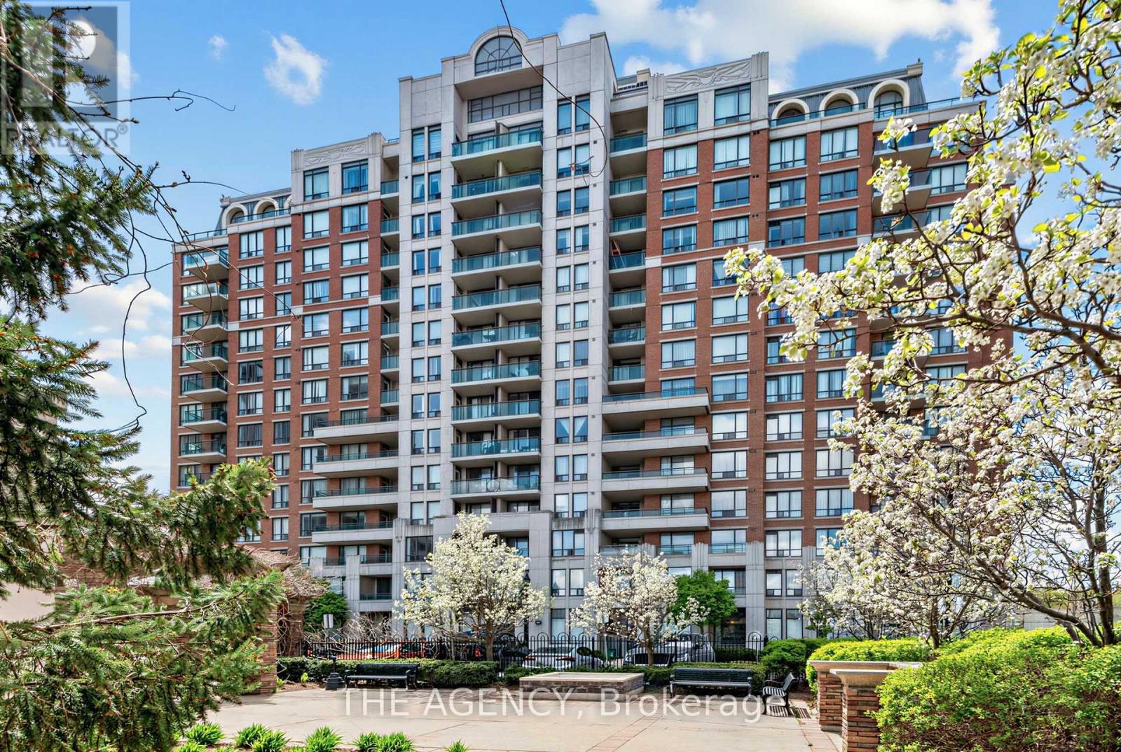 409 - 330 RED MAPLE ROAD, Richmond Hill, Ontario