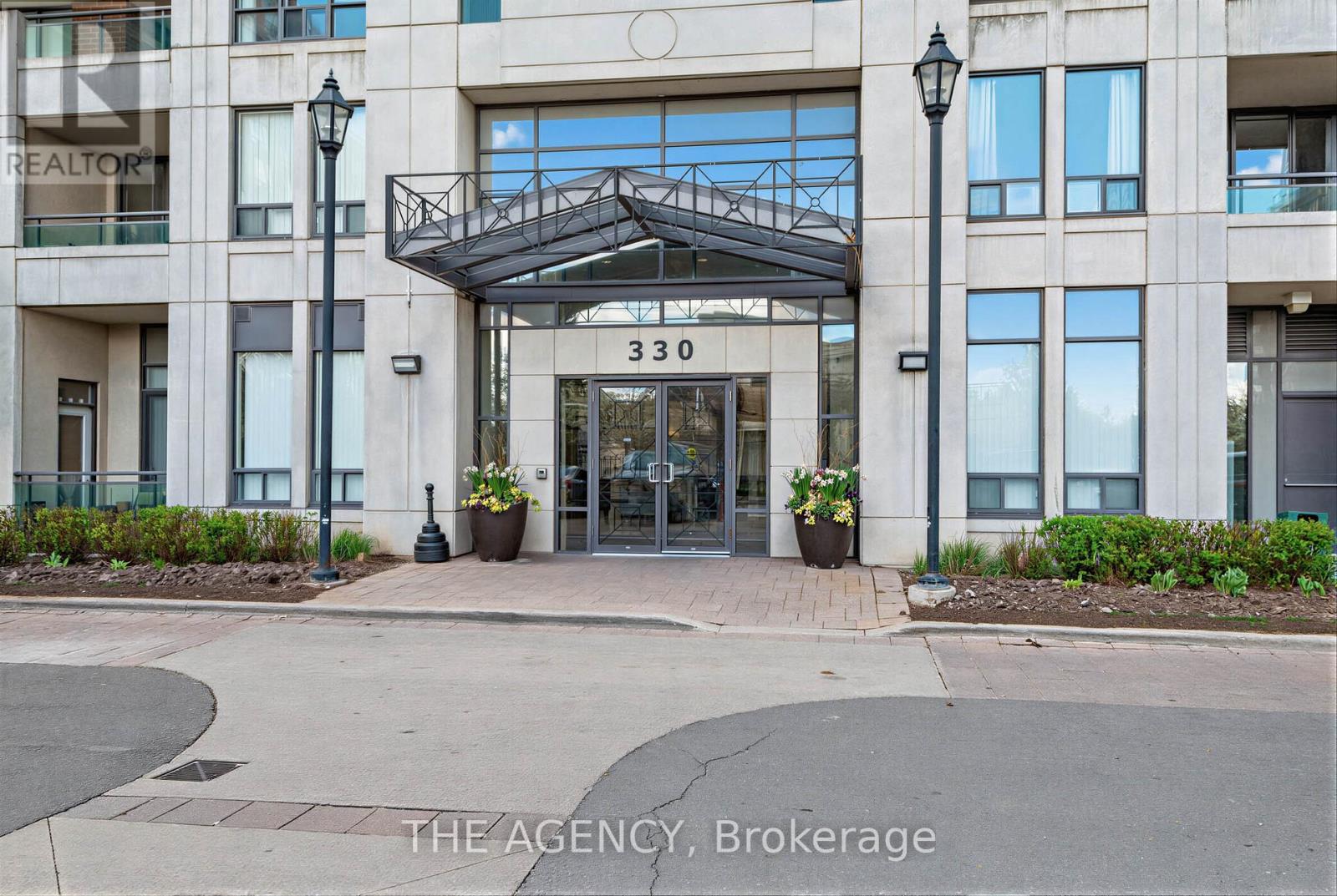 409 - 330 Red Maple Road, Richmond Hill, Ontario  L4C 0T6 - Photo 4 - N13129588