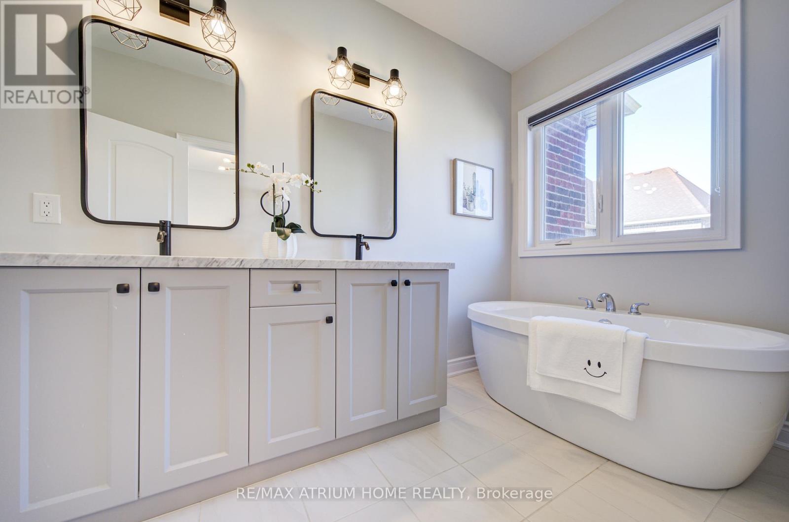 3 Jessica Antonella Street E, Markham, Ontario  L6C 3J6 - Photo 39 - N13129684