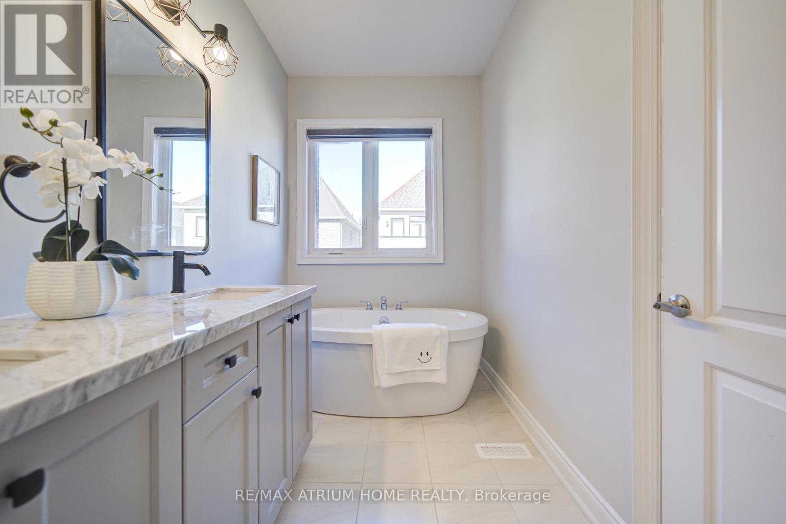 3 Jessica Antonella Street E, Markham, Ontario  L6C 3J6 - Photo 40 - N13129684