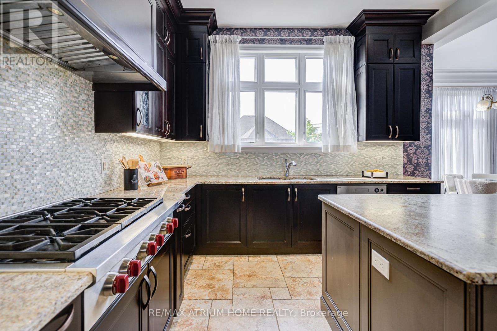 9 Berkshire Crescent, Markham, Ontario  L6L 1K4 - Photo 14 - N13129700