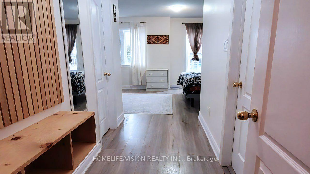 11 Christephen Crescent, Richmond Hill, Ontario  L4S 2S6 - Photo 8 - N13129754
