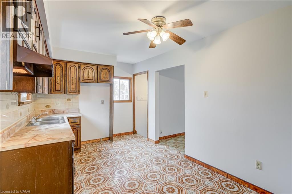 53 Sherman Avenue N, Hamilton, Ontario  L8L 6M1 - Photo 13 - 40824063