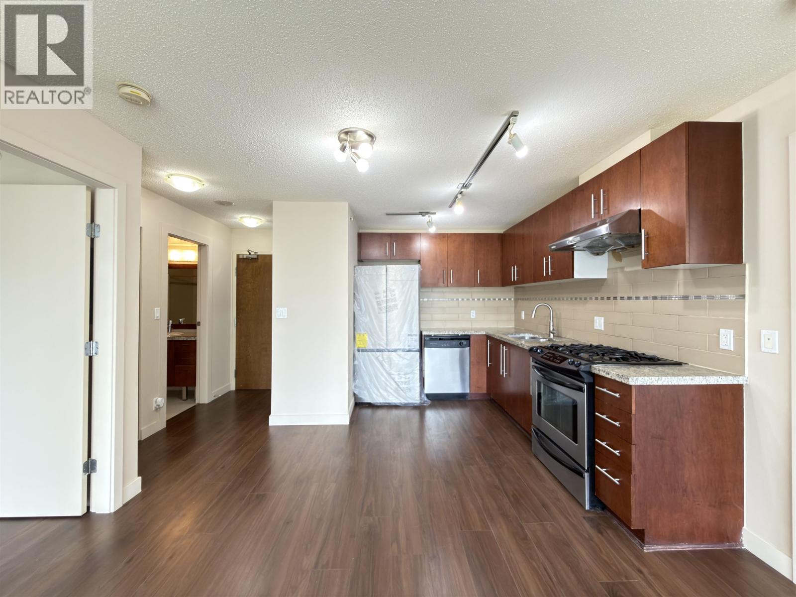 808 8280 Lansdowne Road, Richmond, British Columbia  V6X 0B2 - Photo 2 - R3123702