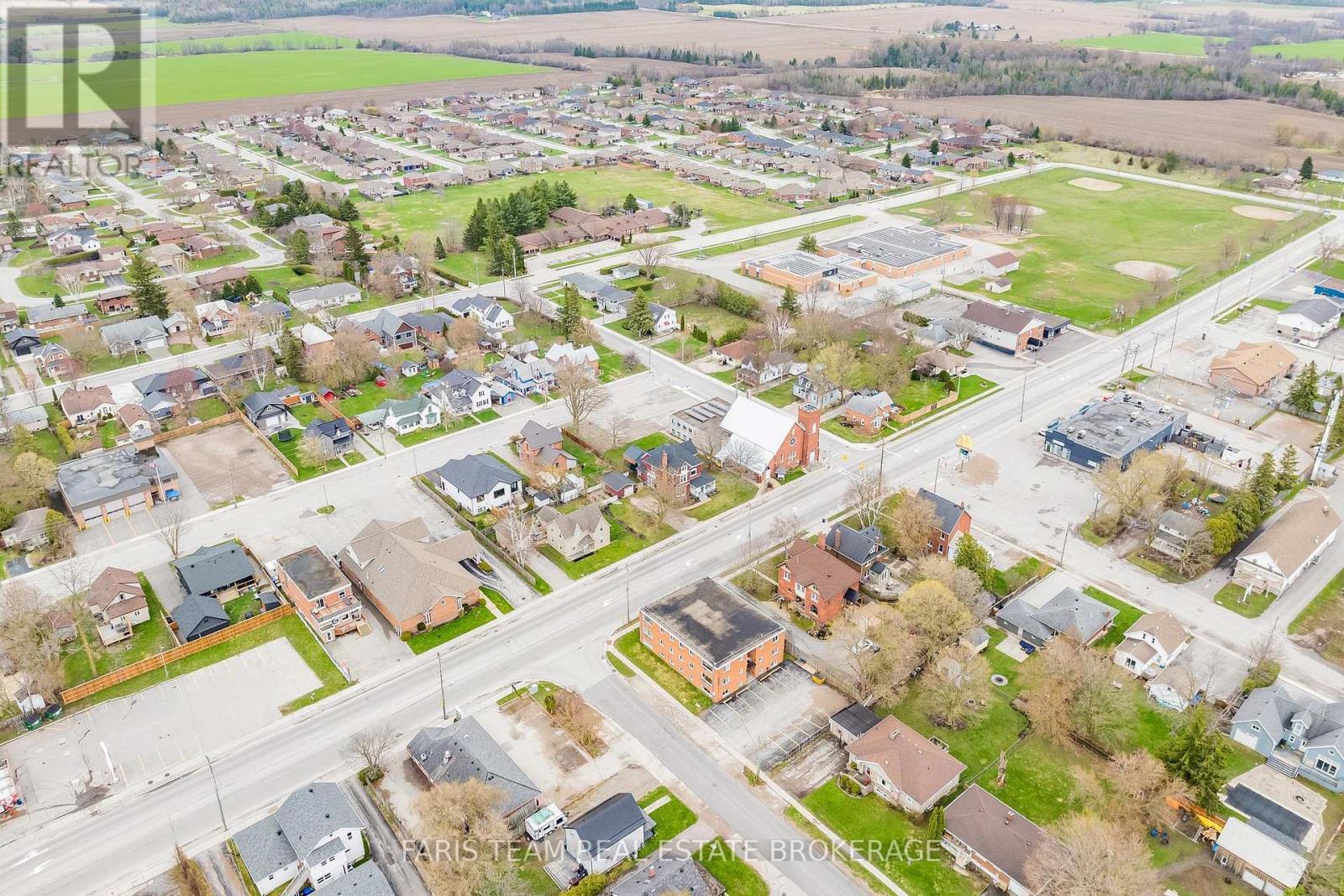 23 Yonge Street S, Springwater (Elmvale), Ontario  L0L 1P0 - Photo 31 - S13129578