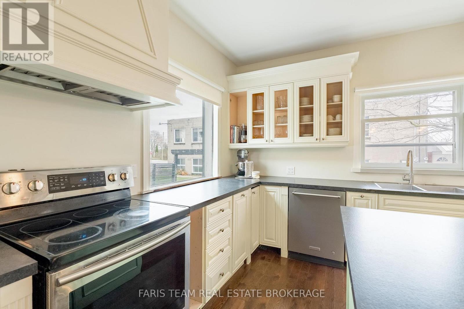 23 Yonge Street S, Springwater (Elmvale), Ontario  L0L 1P0 - Photo 7 - S13129578