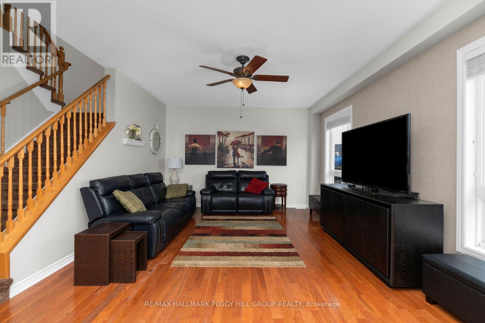 20 The Queensway, Barrie (Innis-Shore), Ontario  L4M 7H6 - Photo 8 - S13129604