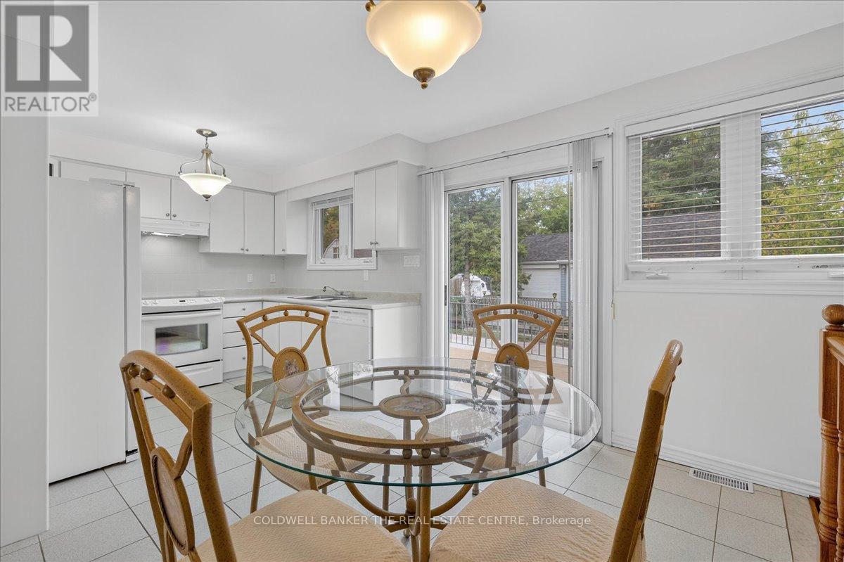 44 Glenwood Drive, Wasaga Beach, Ontario  L9Z 2K5 - Photo 19 - S13129796