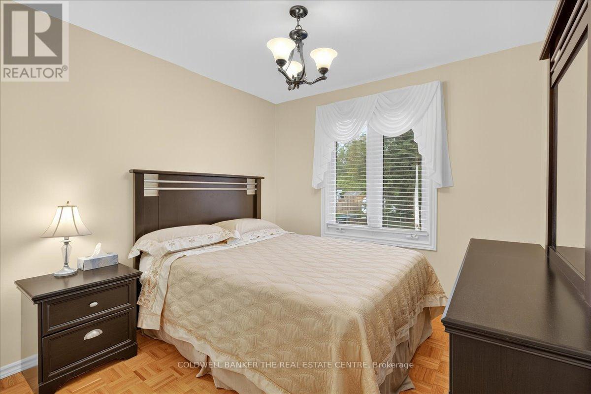 44 Glenwood Drive, Wasaga Beach, Ontario  L9Z 2K5 - Photo 29 - S13129796