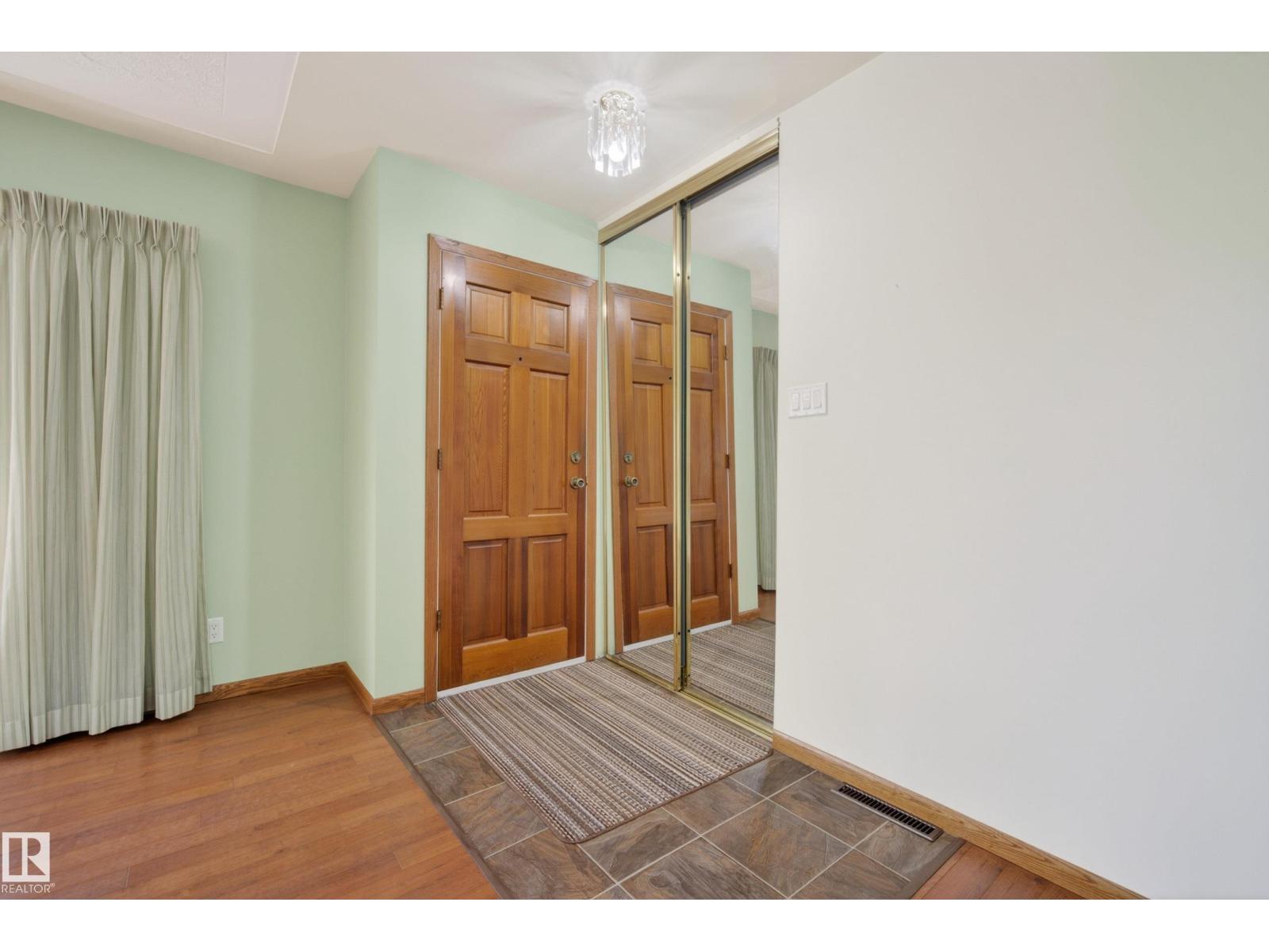 12016 51 St Nw, Edmonton, Alberta  T5W 3G7 - Photo 7 - E4487739
