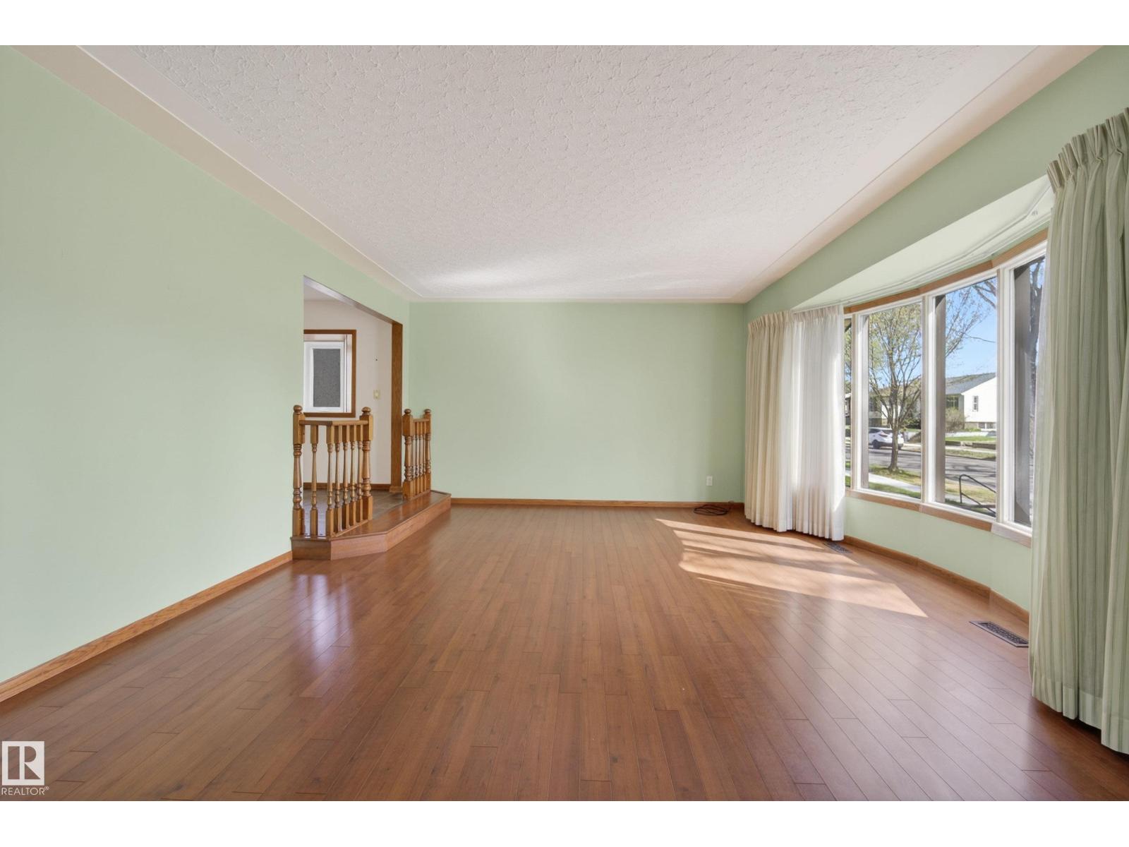 12016 51 St Nw, Edmonton, Alberta  T5W 3G7 - Photo 8 - E4487739