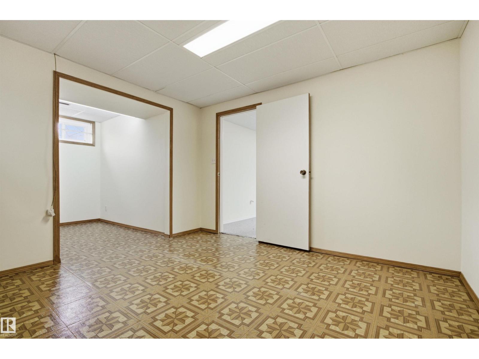 6820 98 Av Nw, Edmonton, Alberta  T6A 0A5 - Photo 32 - E4487742