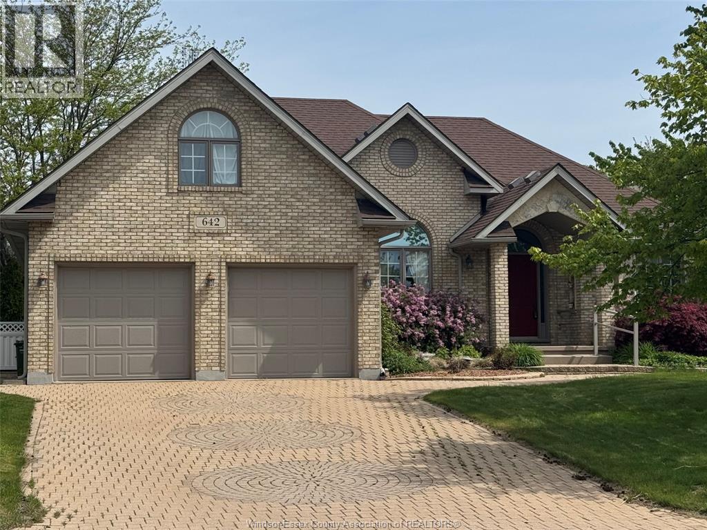 642 LAKE TRAIL DRIVE, Windsor, Ontario