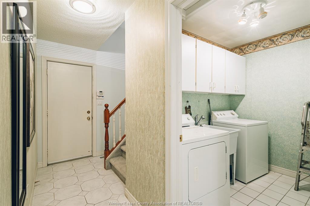 642 Lake Trail Drive, Windsor, Ontario  N9G 2M3 - Photo 48 - 26011176