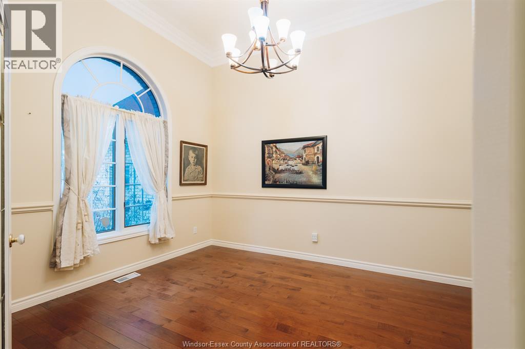 642 Lake Trail Drive, Windsor, Ontario  N9G 2M3 - Photo 5 - 26011176