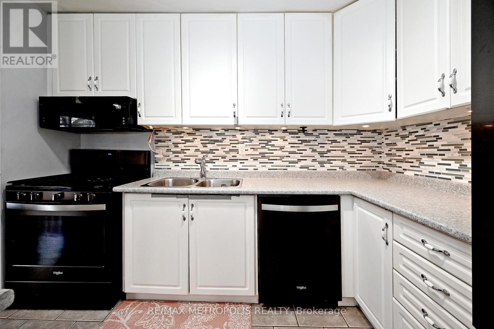 83 - 45 Hansen Road N, Brampton, Ontario L6V 3C5 - Photo 19 - W13129586