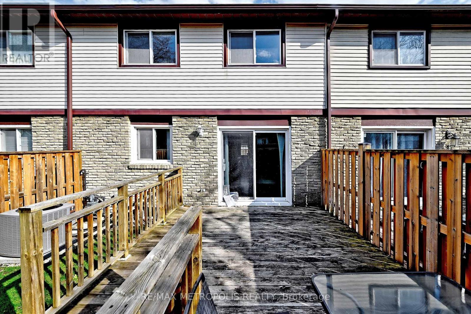 83 - 45 Hansen Road N, Brampton, Ontario L6V 3C5 - Photo 47 - W13129586