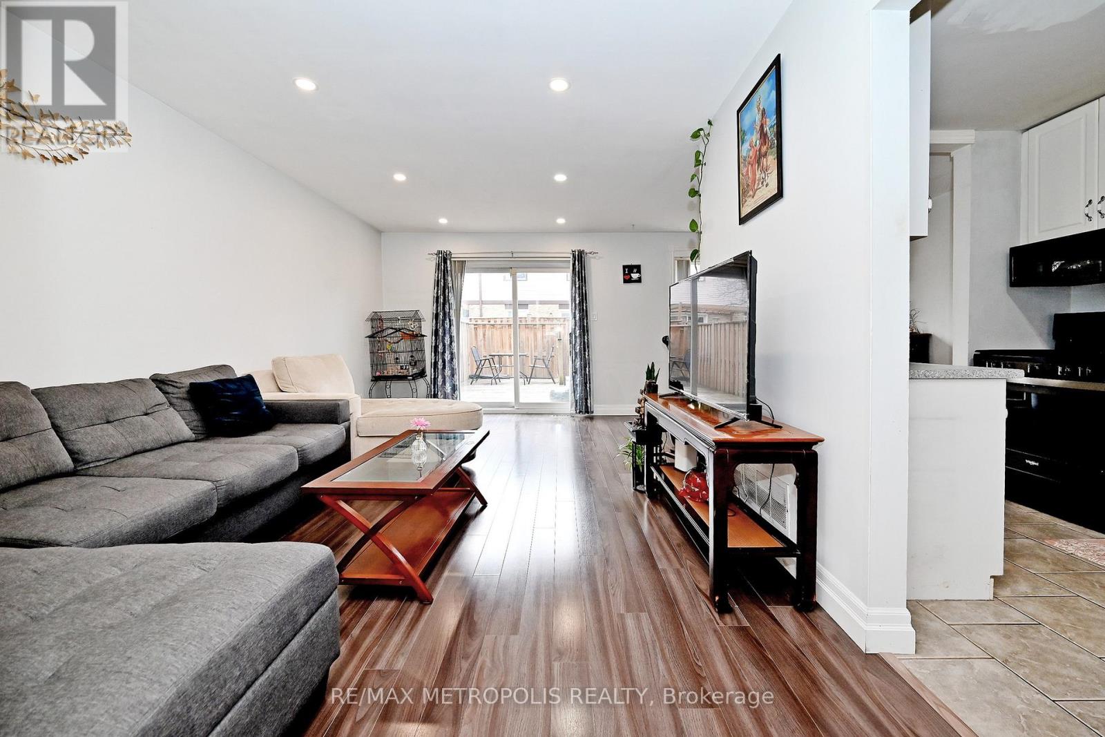 83 - 45 Hansen Road N, Brampton, Ontario L6V 3C5 - Photo 6 - W13129586