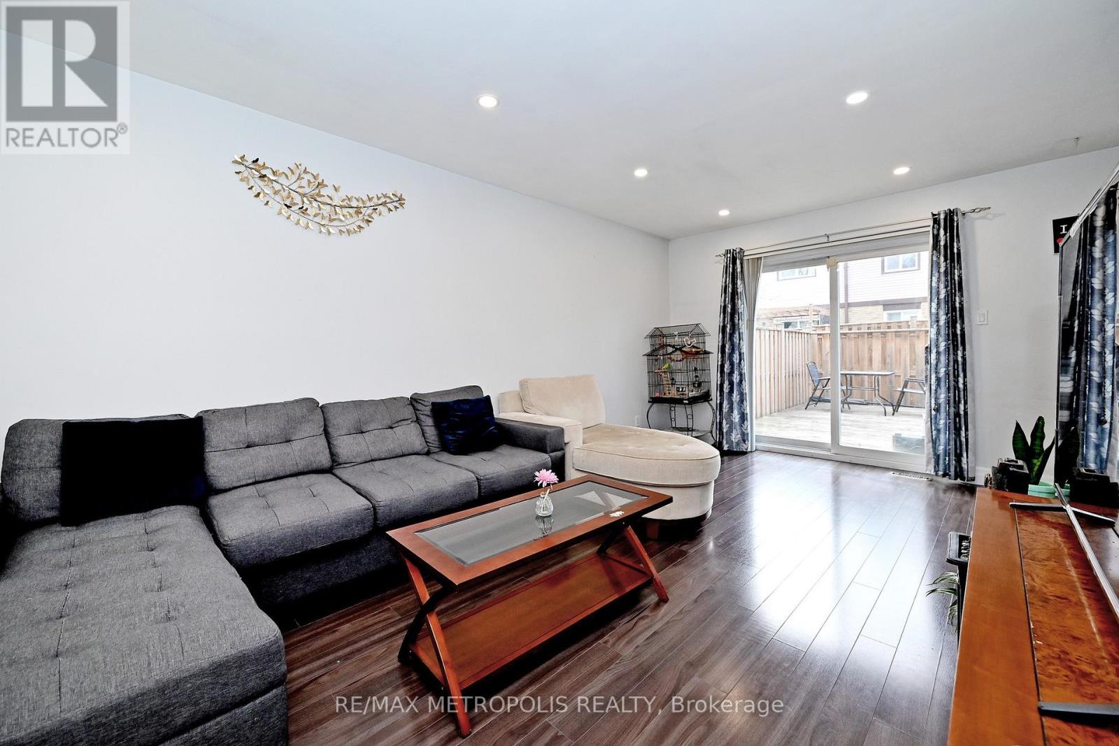 83 - 45 Hansen Road N, Brampton, Ontario L6V 3C5 - Photo 8 - W13129586