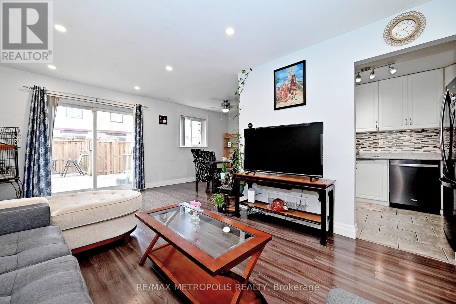 83 - 45 Hansen Road N, Brampton, Ontario L6V 3C5 - Photo 9 - W13129586