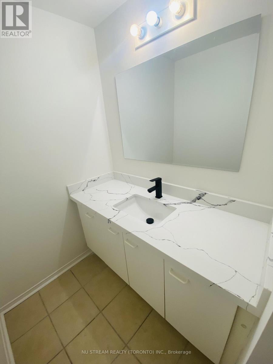 25 Quance Street, Barrie (Holly), Ontario  L4N 7M3 - Photo 16 - S13129548