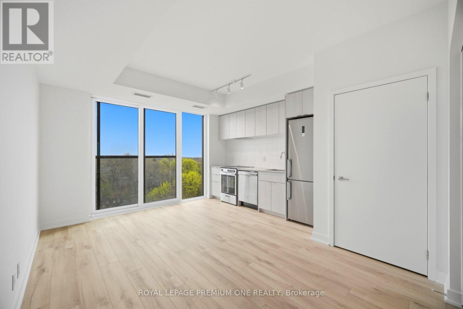 1008 - 1660 Bloor Street W, Toronto, Ontario  M6P 1A8 - Photo 3 - W13129646