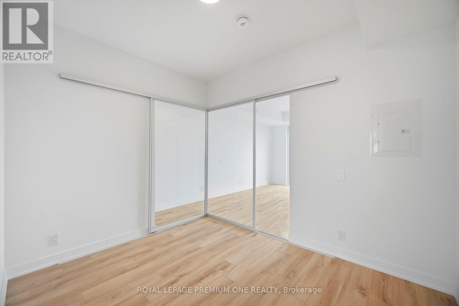 1008 - 1660 Bloor Street W, Toronto, Ontario  M6P 1A8 - Photo 5 - W13129646