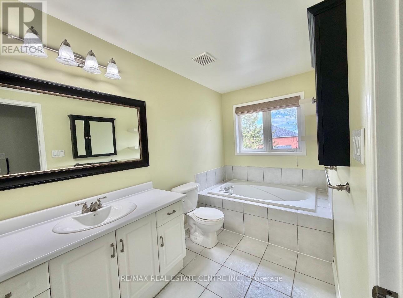 928 Golden Farmer Way, Mississauga, Ontario  L5W 1B4 - Photo 15 - W13129670