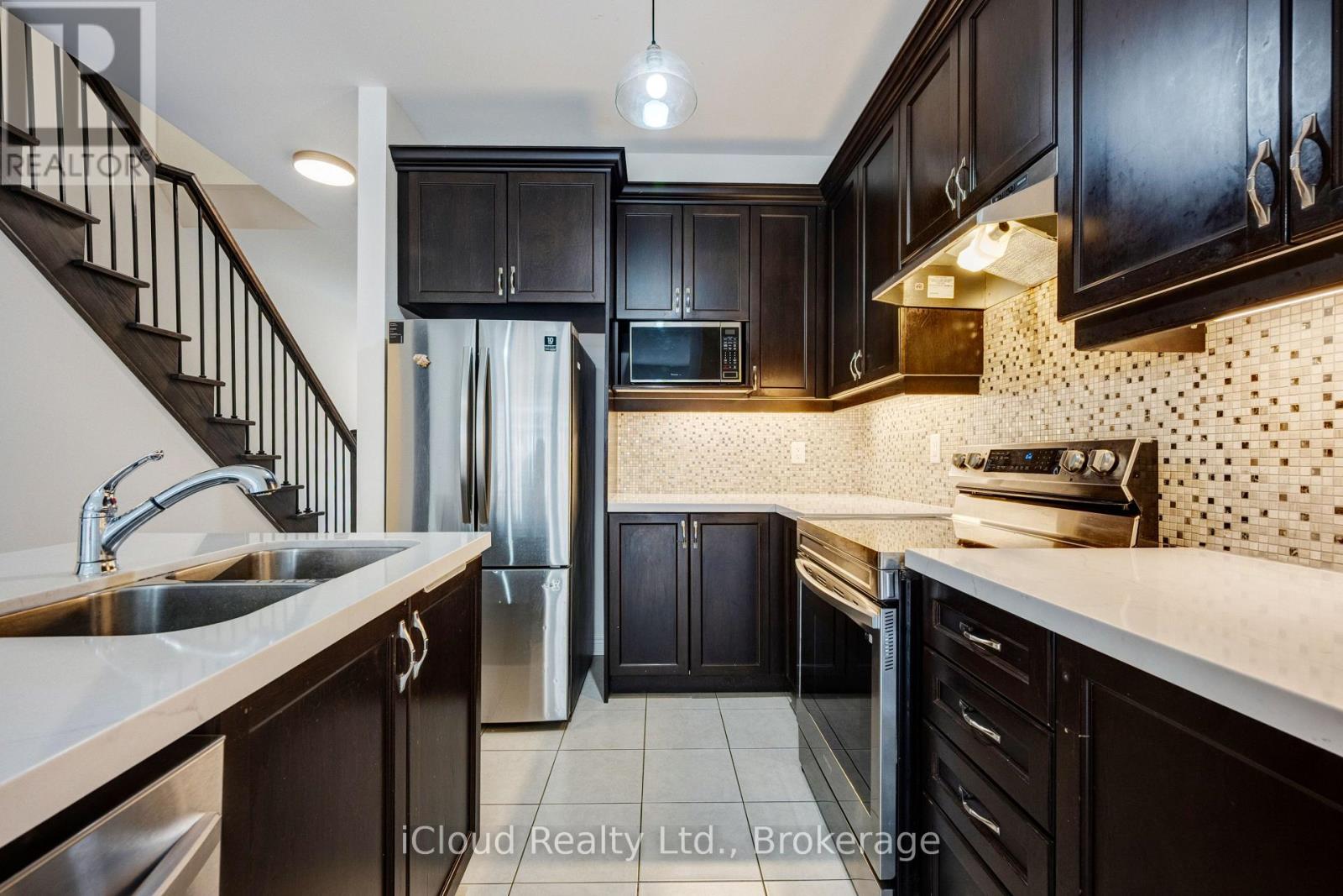 40 Fresnel Road, Brampton, Ontario  L7A 4Z3 - Photo 11 - W13129698