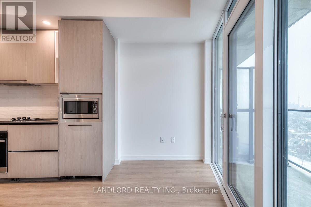 1412 - 10 Graphophone Grove, Toronto, Ontario  M6H 0E5 - Photo 5 - W13129702