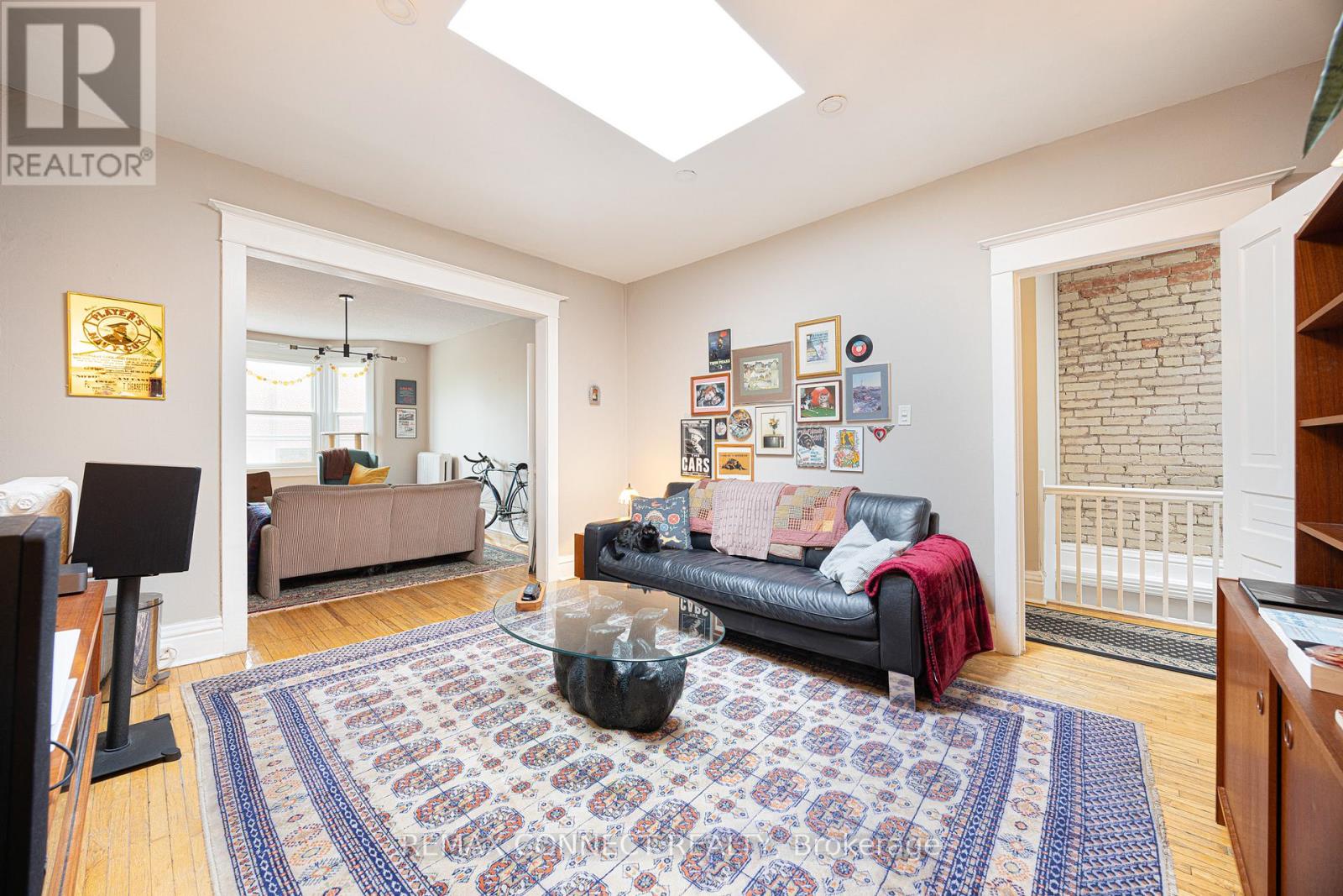 151 Roncesvalles Avenue, Toronto, Ontario M6R 2L3 - Photo 11 - W13129736