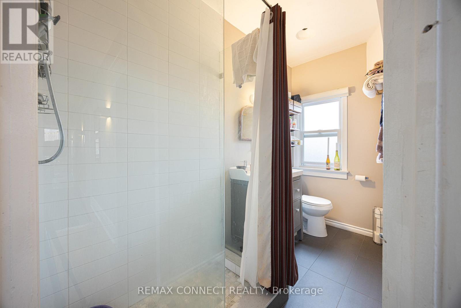 151 Roncesvalles Avenue, Toronto, Ontario M6R 2L3 - Photo 21 - W13129736