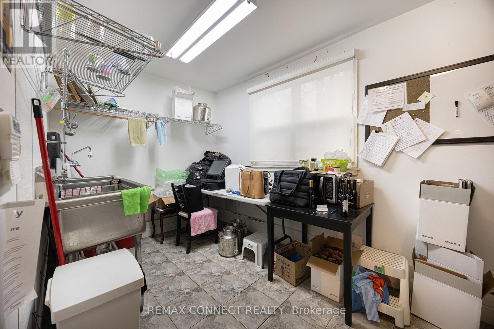 151 Roncesvalles Avenue, Toronto, Ontario M6R 2L3 - Photo 23 - W13129736
