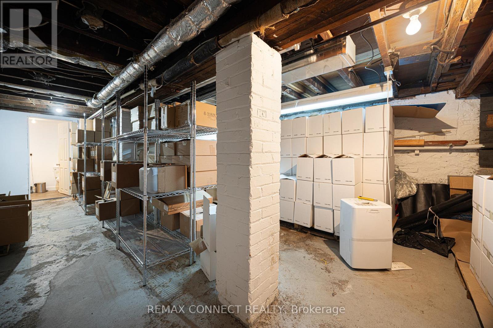 151 Roncesvalles Avenue, Toronto, Ontario M6R 2L3 - Photo 24 - W13129736