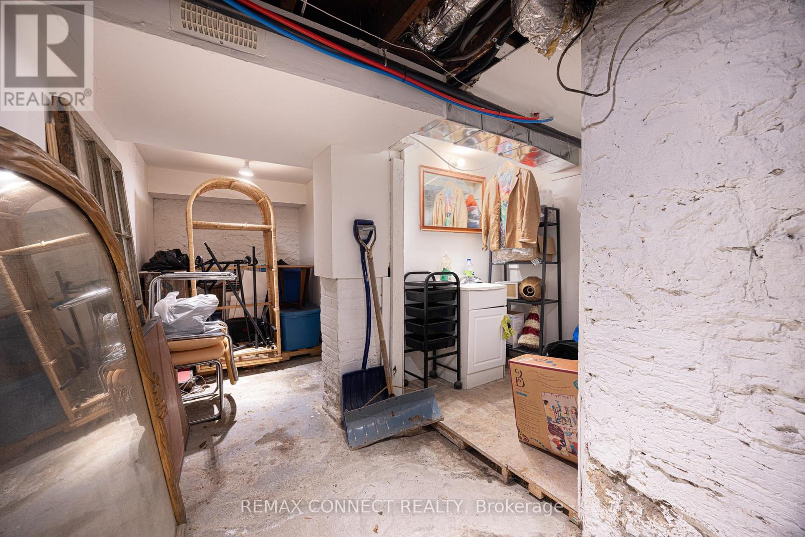 151 Roncesvalles Avenue, Toronto, Ontario M6R 2L3 - Photo 26 - W13129736
