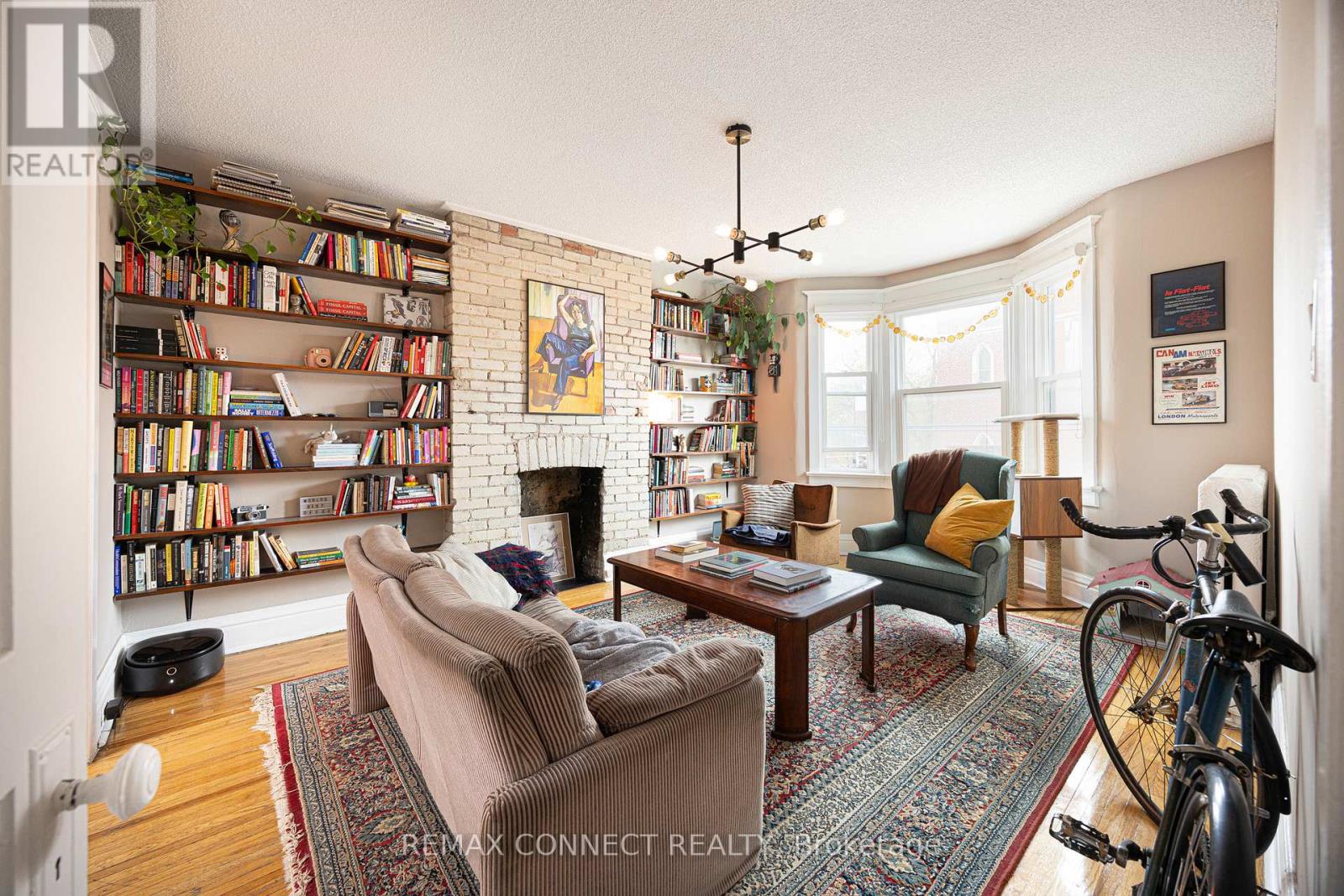 151 Roncesvalles Avenue, Toronto, Ontario M6R 2L3 - Photo 8 - W13129736