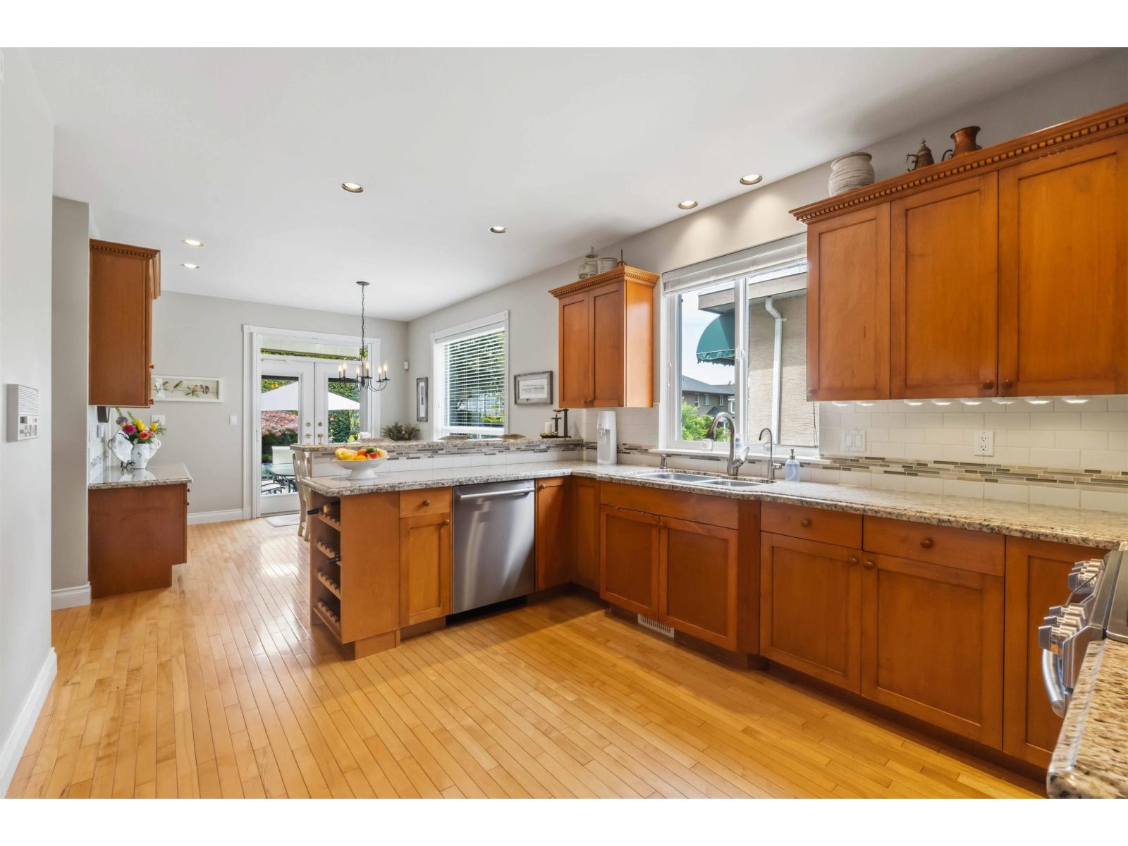 17087 104a Avenue, Surrey, British Columbia  V4N 4W5 - Photo 12 - R3123875