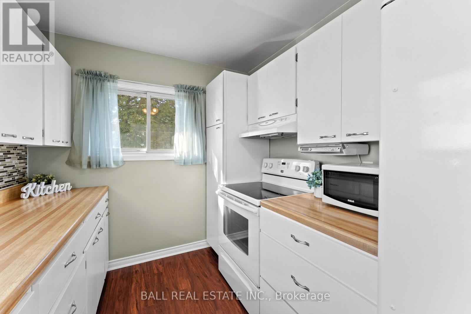 11 Lakeview Crescent, Kawartha Lakes, Ontario  K0M 1A0 - Photo 22 - X12982158