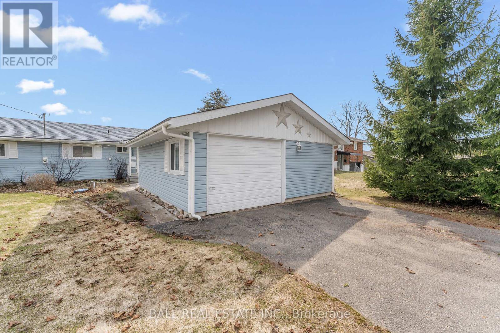 11 Lakeview Crescent, Kawartha Lakes, Ontario  K0M 1A0 - Photo 44 - X12982158